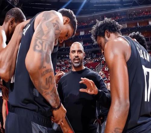 孙颖莎反应,抢镜,何卓佳失分,新葡京,新葡京app,新葡京娱乐,新普京赌场